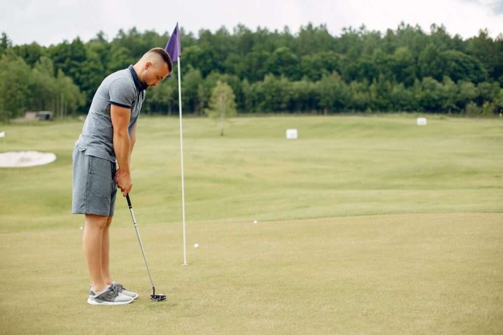 9 hole golf course